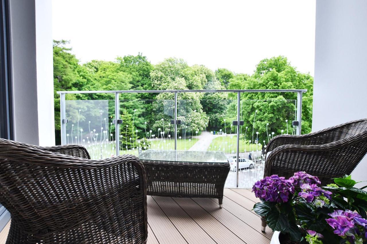 Apartamenty Navigator- Nadmorskie Tarasy Port โควอบเซก ภายนอก รูปภาพ