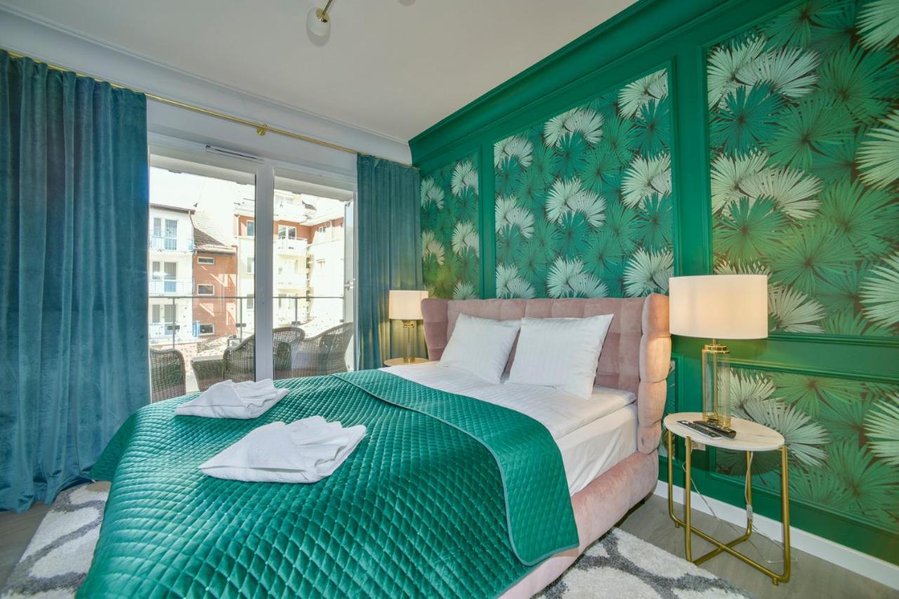 Apartamenty Navigator- Nadmorskie Tarasy Port โควอบเซก ภายนอก รูปภาพ