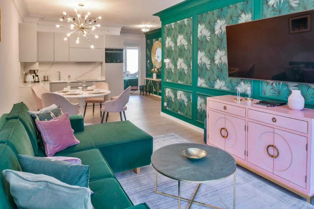 Apartamenty Navigator- Nadmorskie Tarasy Port โควอบเซก ภายนอก รูปภาพ